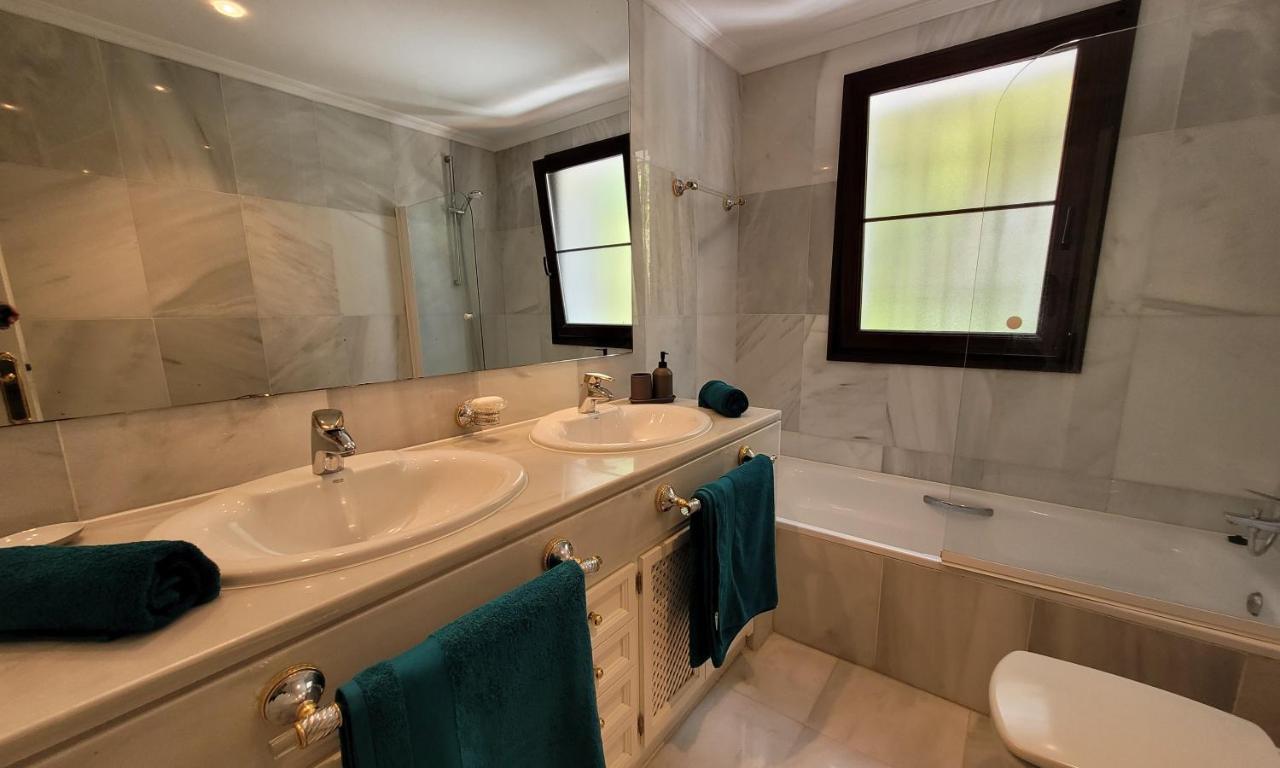 Beach And Golf Resort La Perla Miguel Adults Only มาร์เบยา ภายนอก รูปภาพ